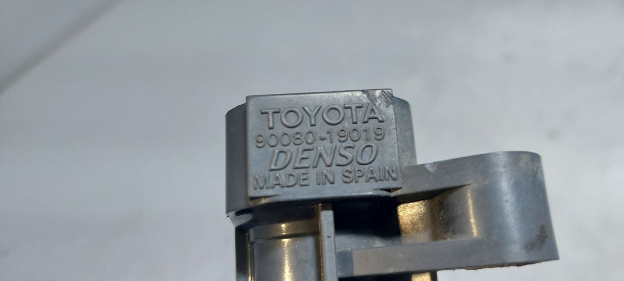DIJELOVI BOMBINA TOYOTA IQ > 09-14 9008019019