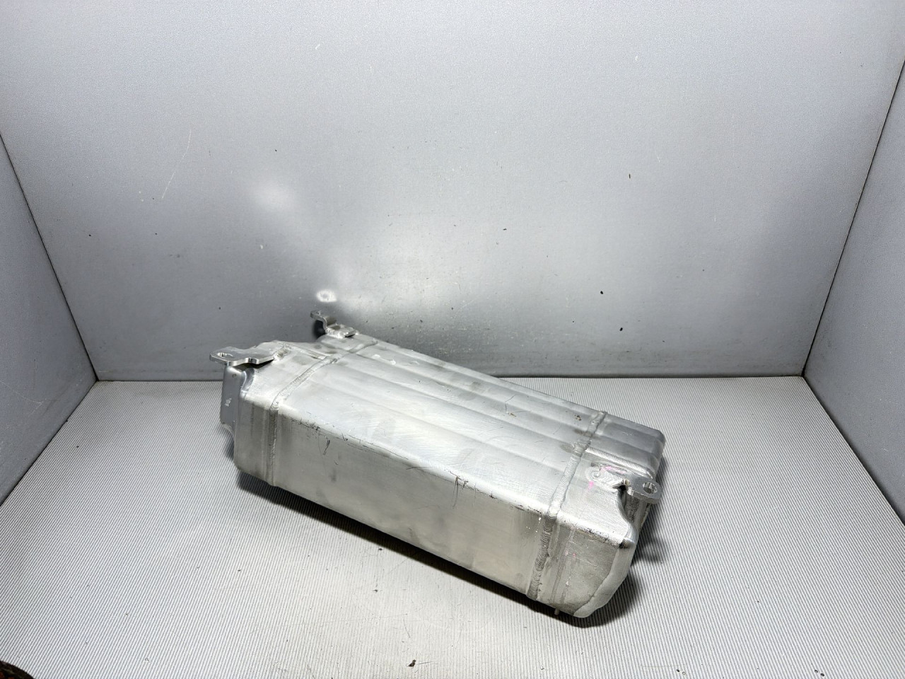 DIJELOVI REZERVOAR AUDI A6 4G > 14-18 3.0 4G0616203C