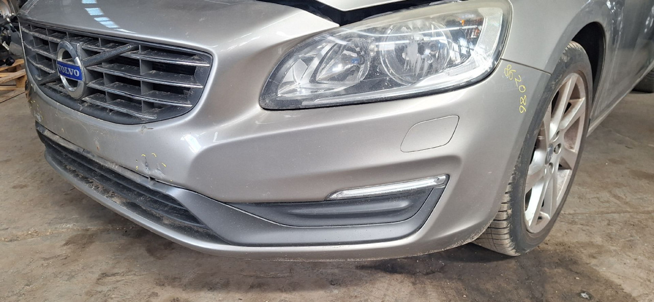 DIJELOVI BRANIK VOLVO S60/V60 > 14 - 19 2.0 39808105