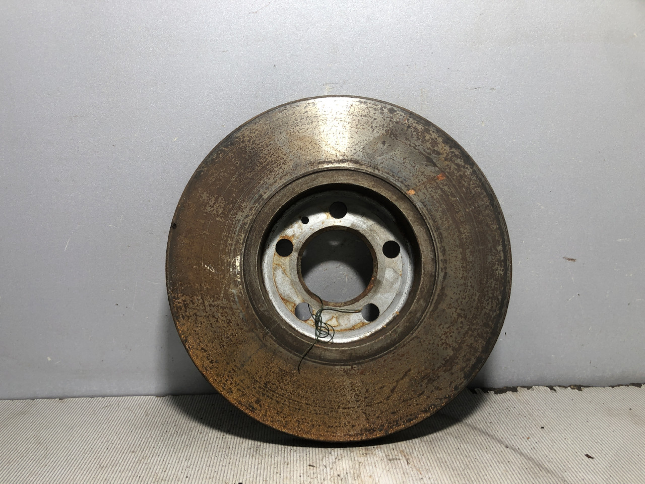 KOCIONI DISK SKODA FABIA > 07-10 6R0615301A