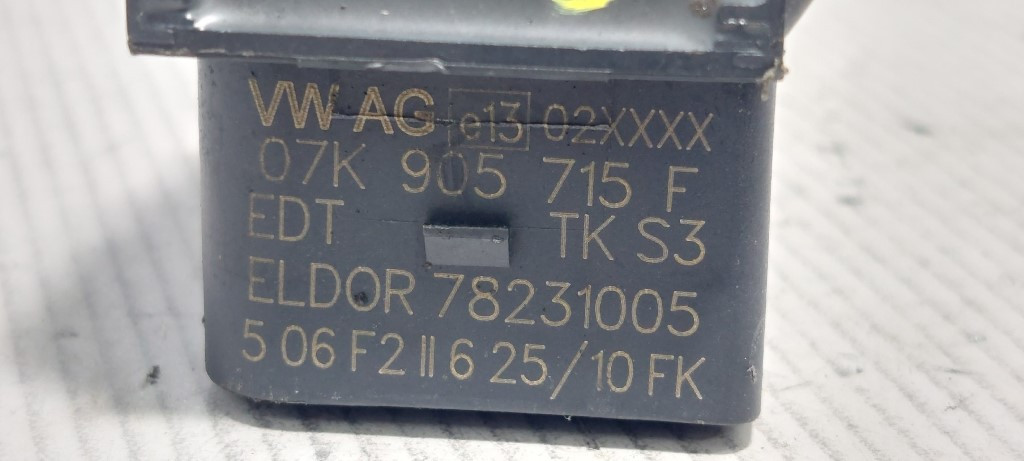 DIJELOVI BOMBINA AUDI A3 > 03-08 07K905715F