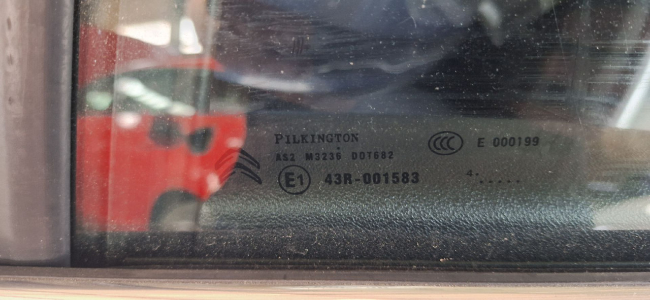 DIJELOVI STAKLO CITROEN C4 > 10-17 1.6