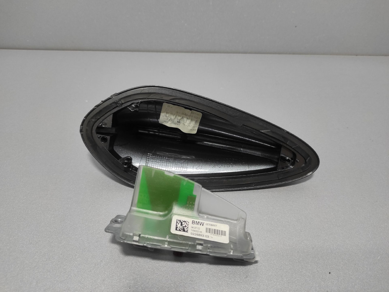 ANTENA BMW SERIJA 3 (F30/F31) > 11-14 9252257