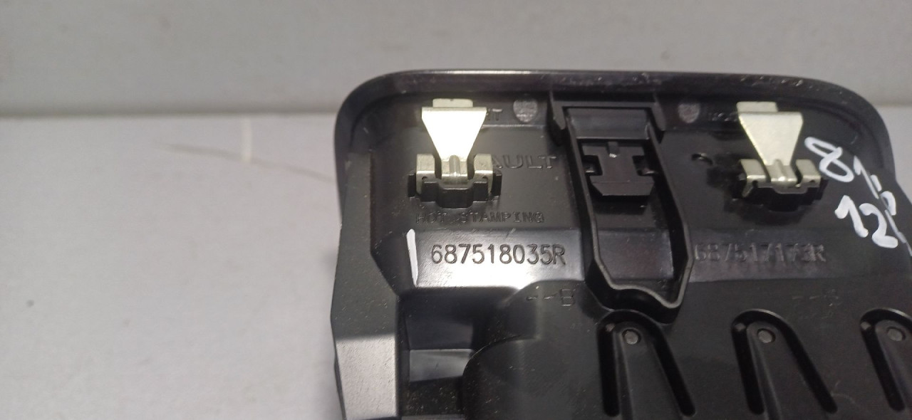 DIJELOVI RESETKA VENTILACIJE RENAULT MASTER > 14- 687518035R
