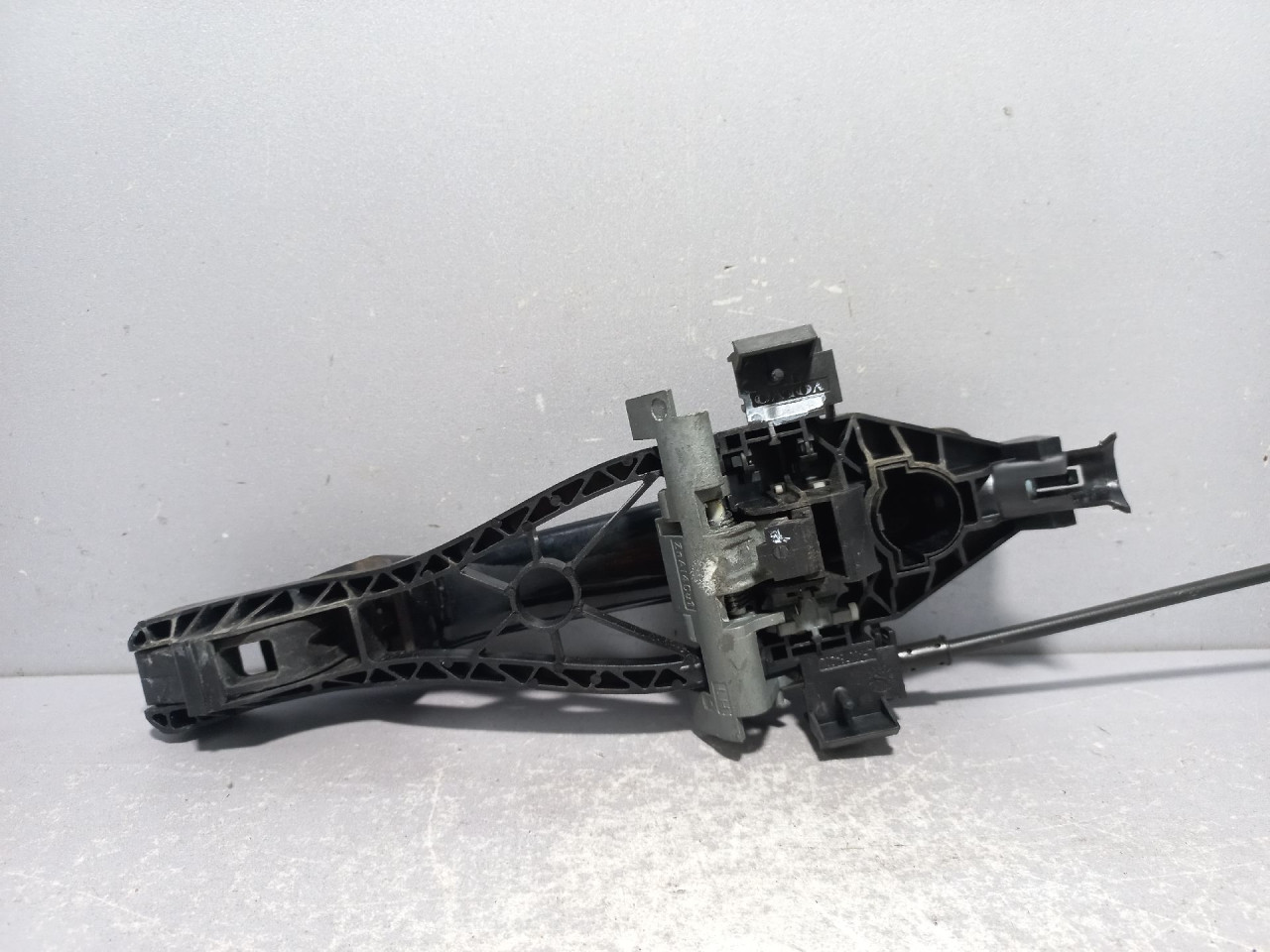 DIJELOVI RUCKA VRATA VOLVO V70 > 14-16 30784203