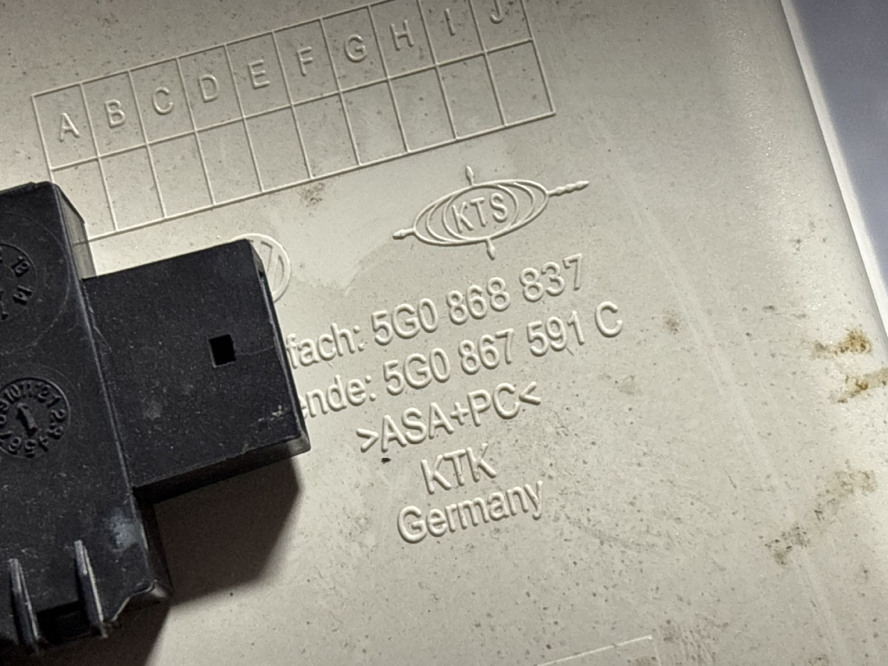 RASVJETA U KABINI VW PASSAT B8 > 14-19 5G0868837