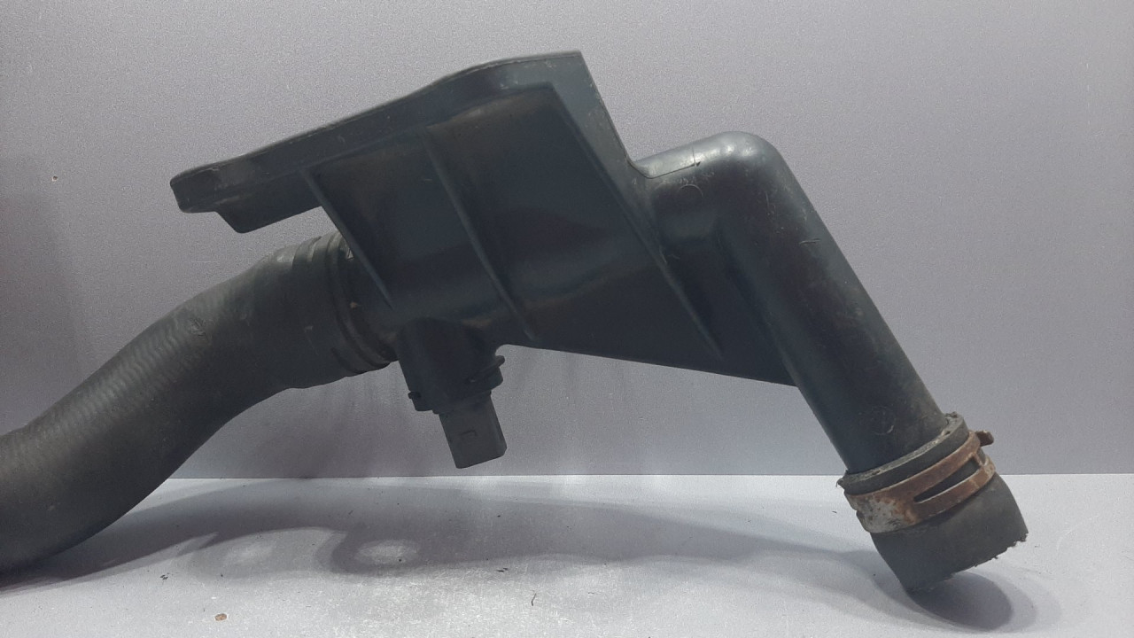 DIJELOVI CRIJEVO VW CRAFTER > 05-11 076121085A