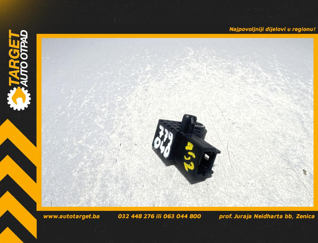 DIJELOVI SENZOR AIRBAGA PEUGEOT 308 > 13-17 2.0 9800395680