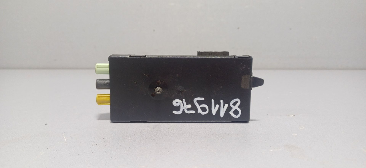 ANTENA BMW SERIJA 3 (F30/F31) > 15-18 AV9231179