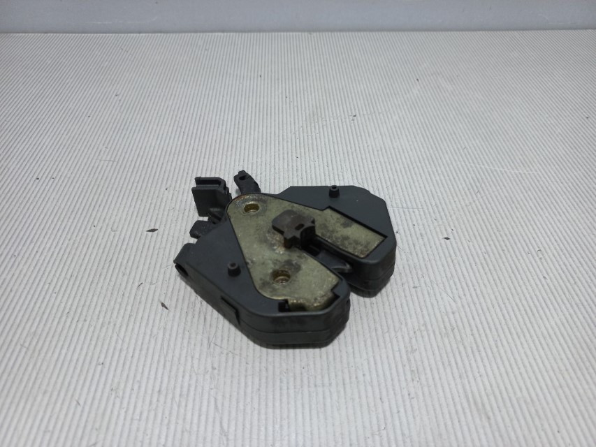 DIJELOVI BRAVA HAUBE VOLVO S70/V70 > 00-04 9483765