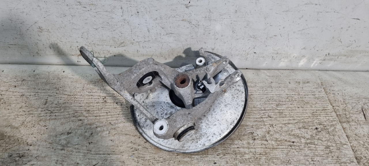 DIJELOVI GLAVCINA AUDI A4 (B8) > 12-15 8K0505432AP