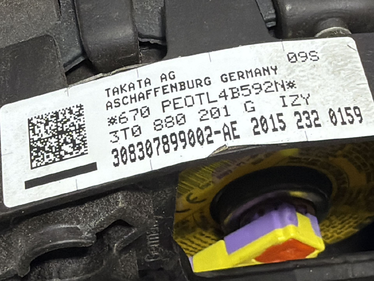 DIJELOVI AIRBAG VOLANA SKODA YETI > 13- 2.0 3T0880201G