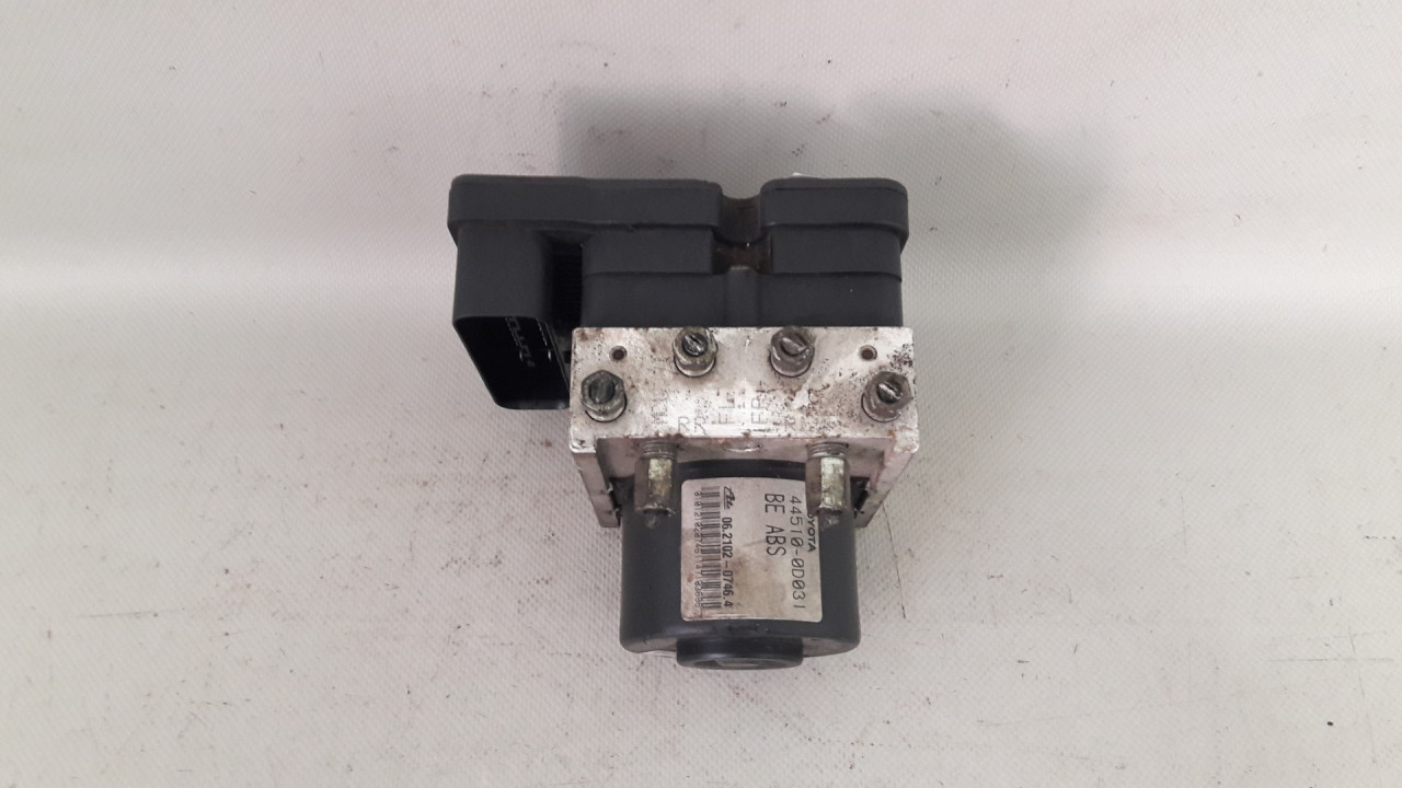 ABS ELEKTRONIKA TOYOTA YARIS > 06-09 06210207464 062109