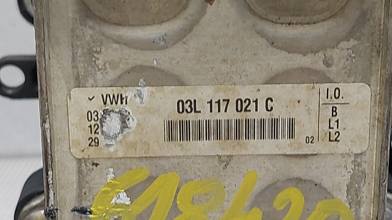 DIJELOVI HLADNJAK ULJA VW POLO > 09-14 03L117021C