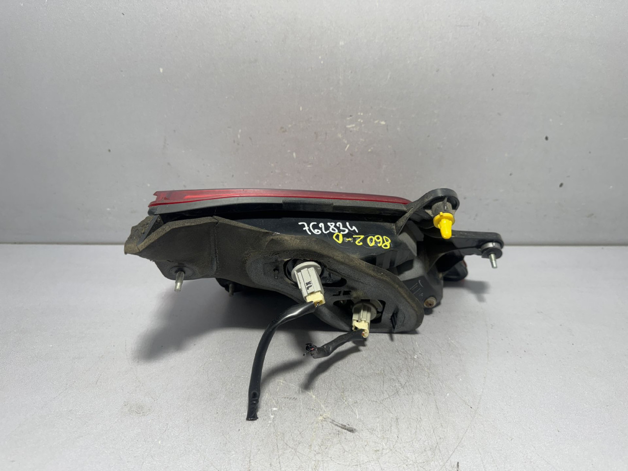 STOP SVJETLO SUBARU LEGACY > 10-14 23620073