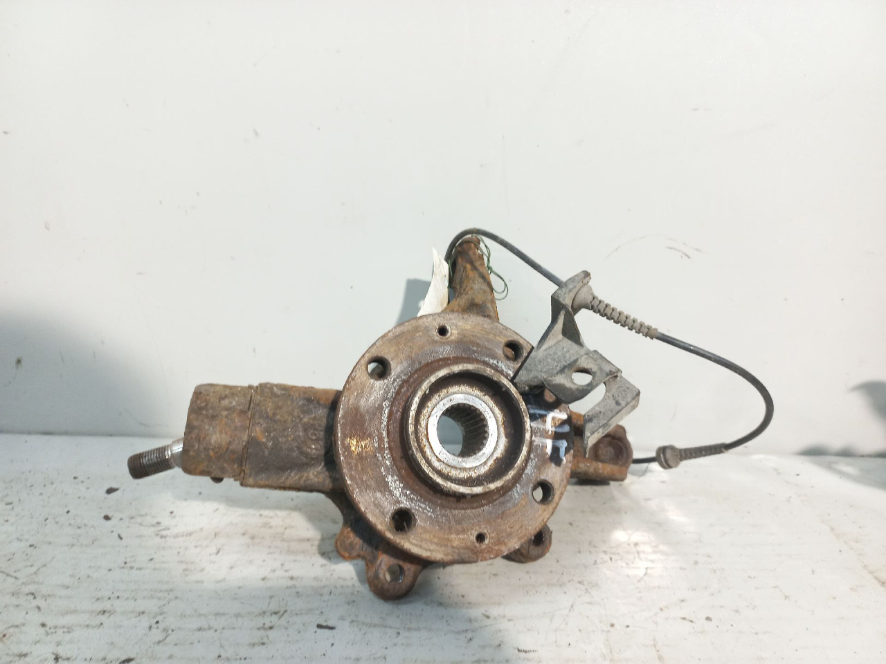 DIJELOVI GLAVCINA CITROEN C4 > 10-17 364796