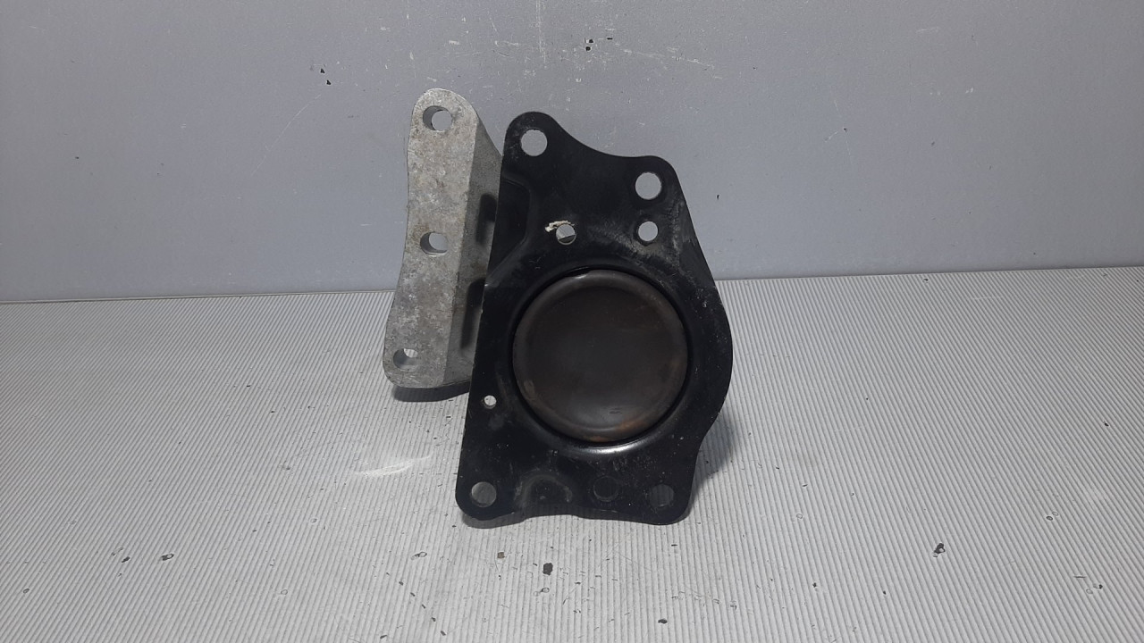 DIJELOVI NOSAC MOTORA VW POLO > 09-14 6R0199185A
