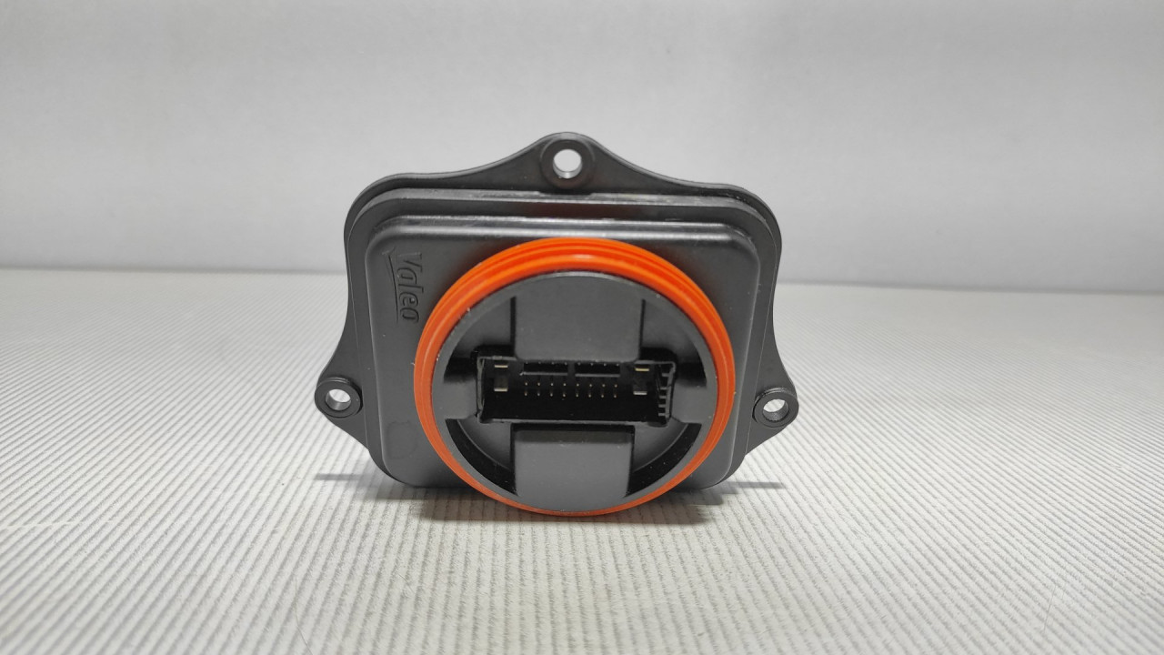 DIJELOVI BALAST FARA VOLVO XC60 > 13-16 90068996
