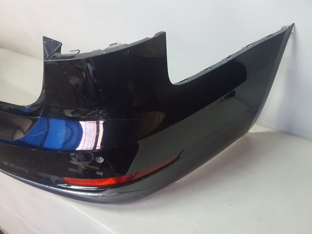 DIJELOVI BRANIK AUDI A4 (B9) > 15-18 AD026010