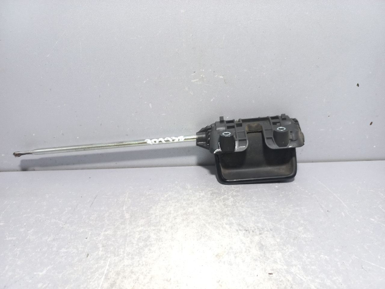 DIJELOVI RUCKA VRATA VW CADDY > 03-10 7H0843642D