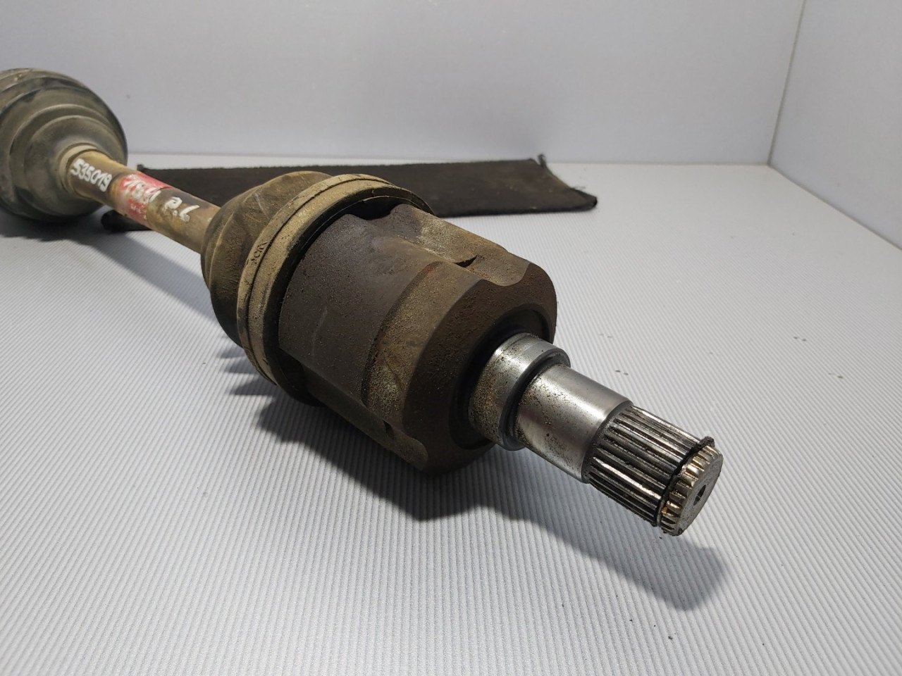POLUOSOVINA HYUNDAI TUCSON > 04-10 465012E800