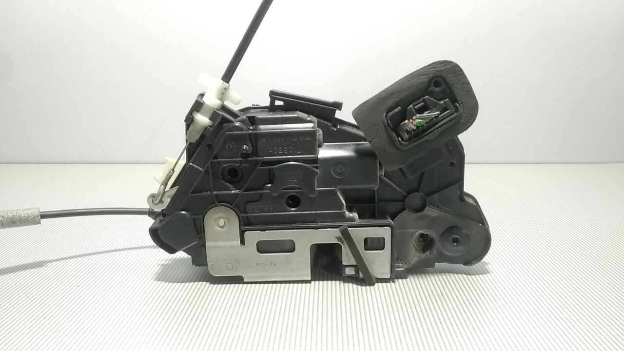 DIJELOVI BRAVA VRATA VW POLO > 09-14 5K2837016H