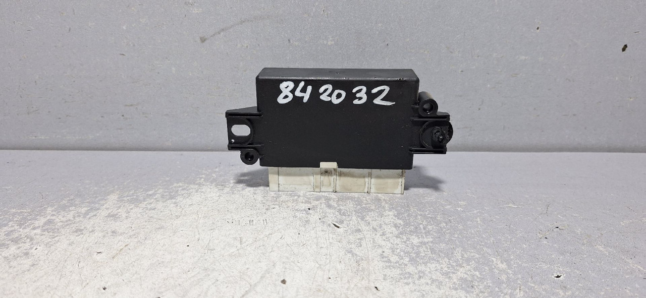 DIJELOVI ELEKTRONIKA MODUL SKODA SUPERB > 15-19 5QA919283A