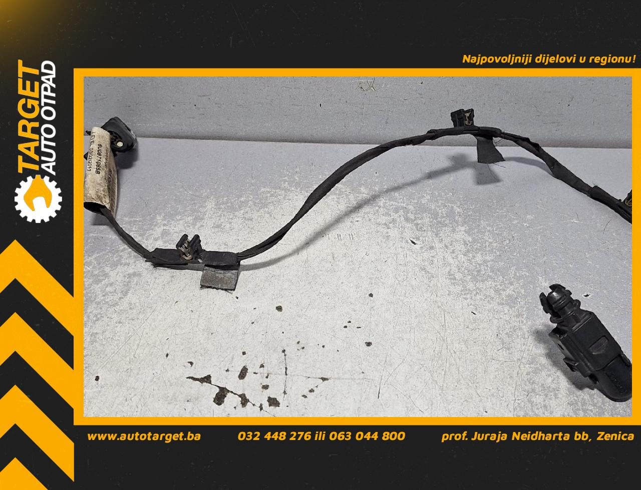 DIJELOVI INSTALACIJA AUDI Q3 > 11-15 8U0971085B
