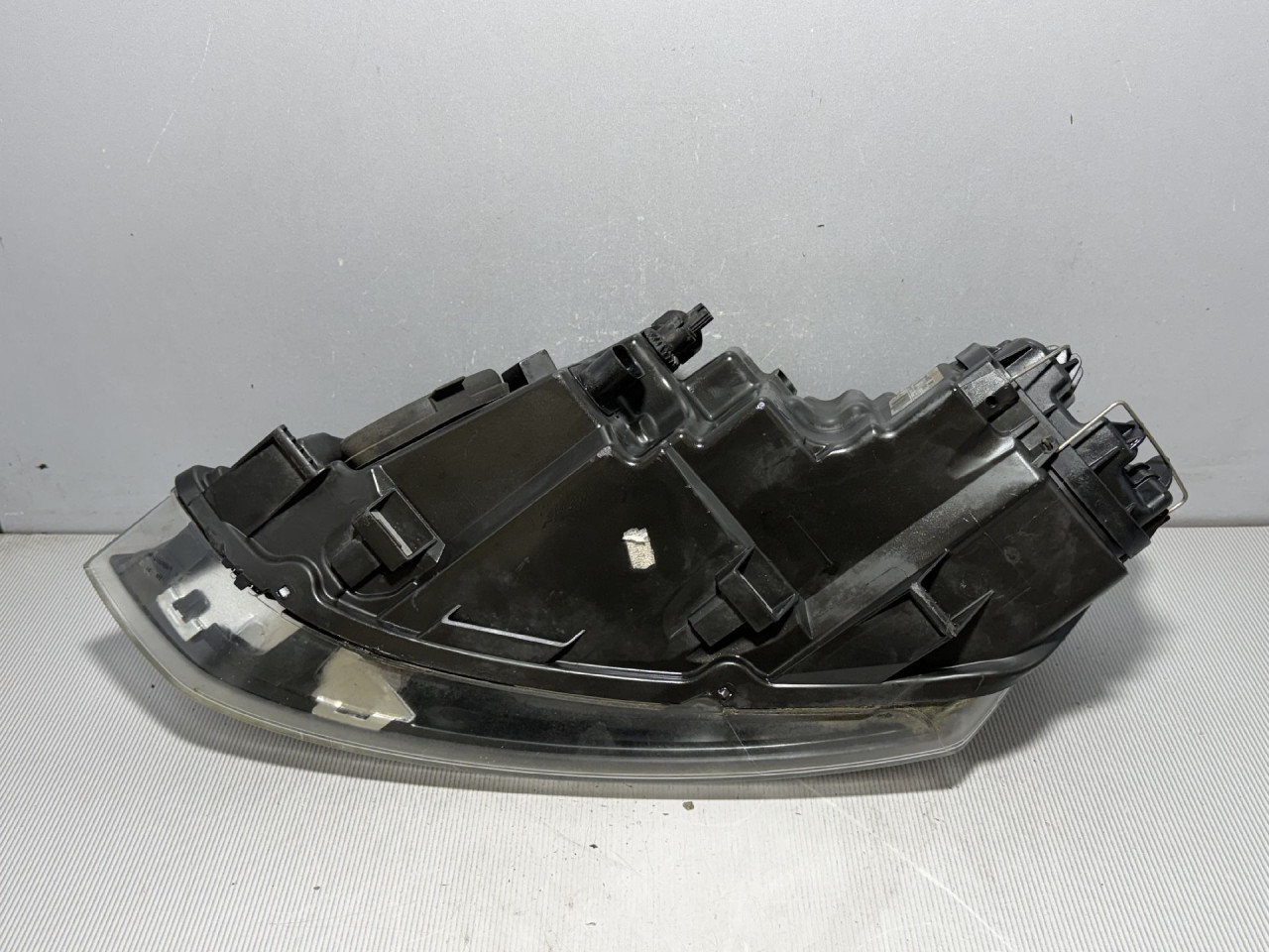DIJELOVI FAR VW POLO > 09-14 1.2 6R2941016E
