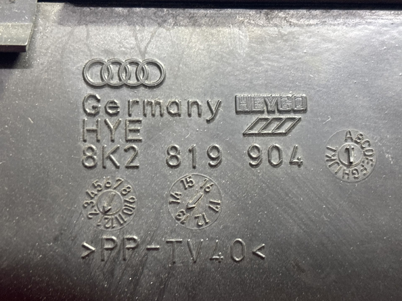PLASTIKA AUDI A5 (8T) SPORTBACK > 11-17 8K2819904