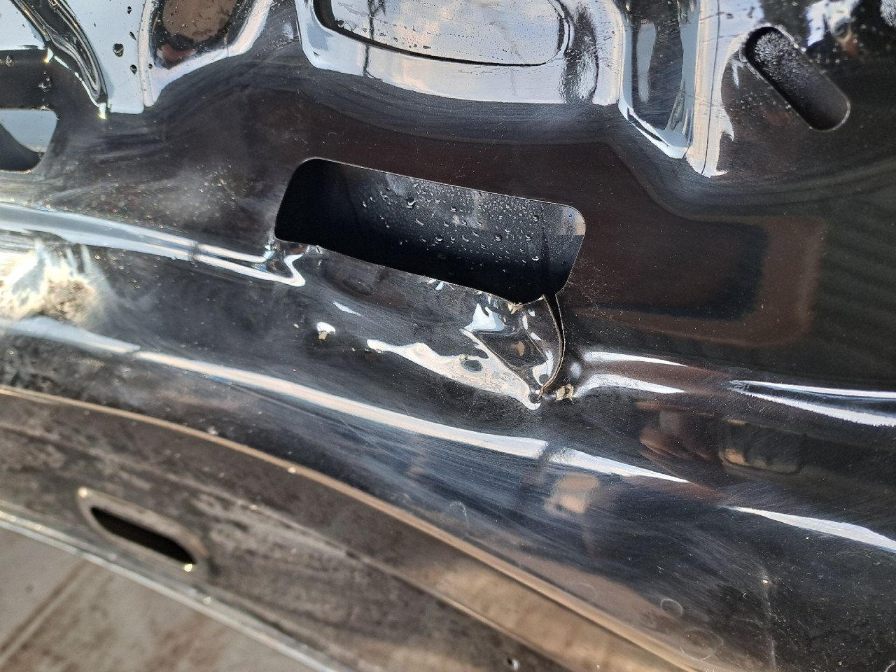DIJELOVI HAUBA PORSCHE CAYENNE > 17-