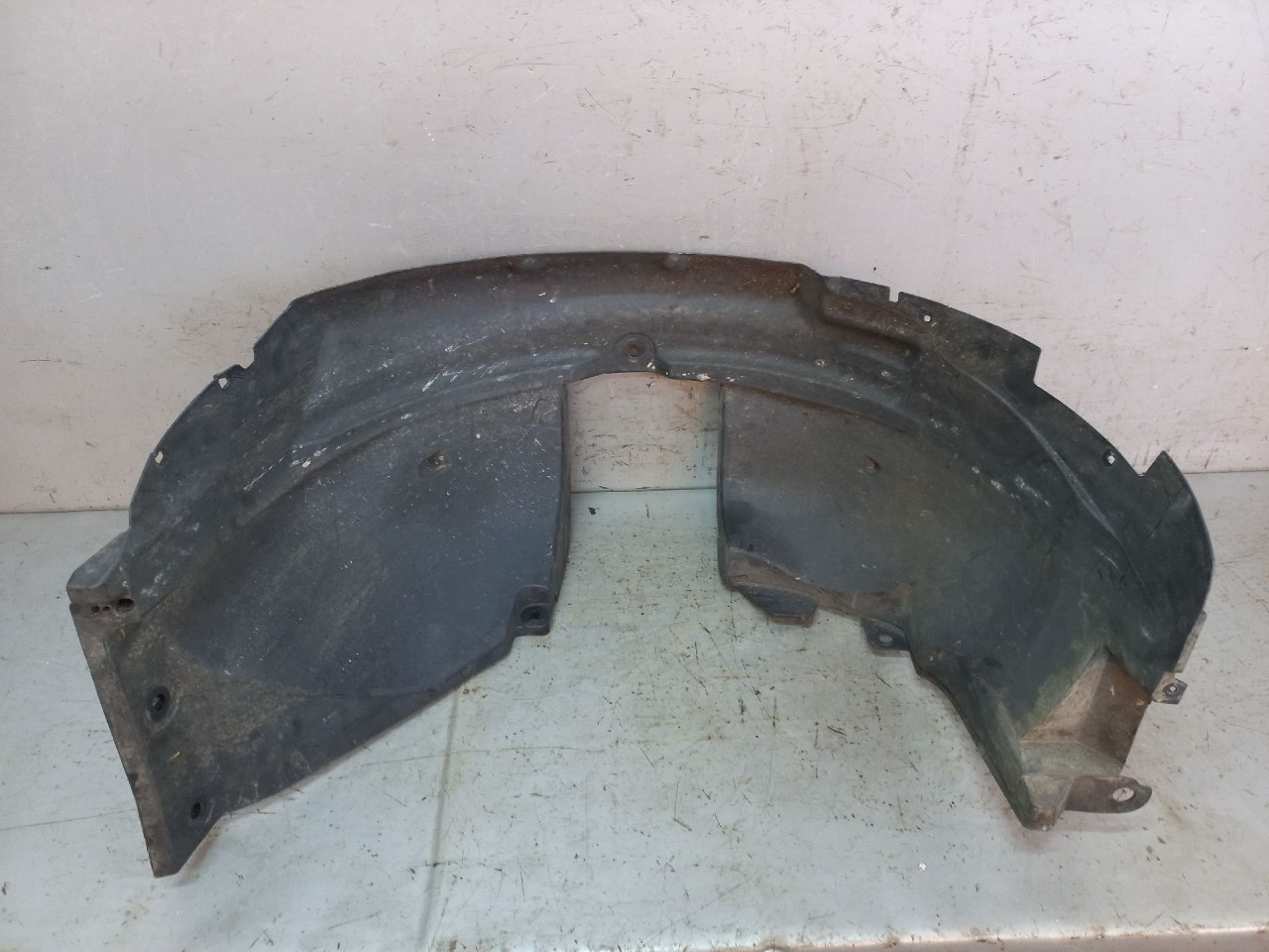 UNUTRASNJI BLATOBRAN RENAULT EXPRESS > 20- 638405770R