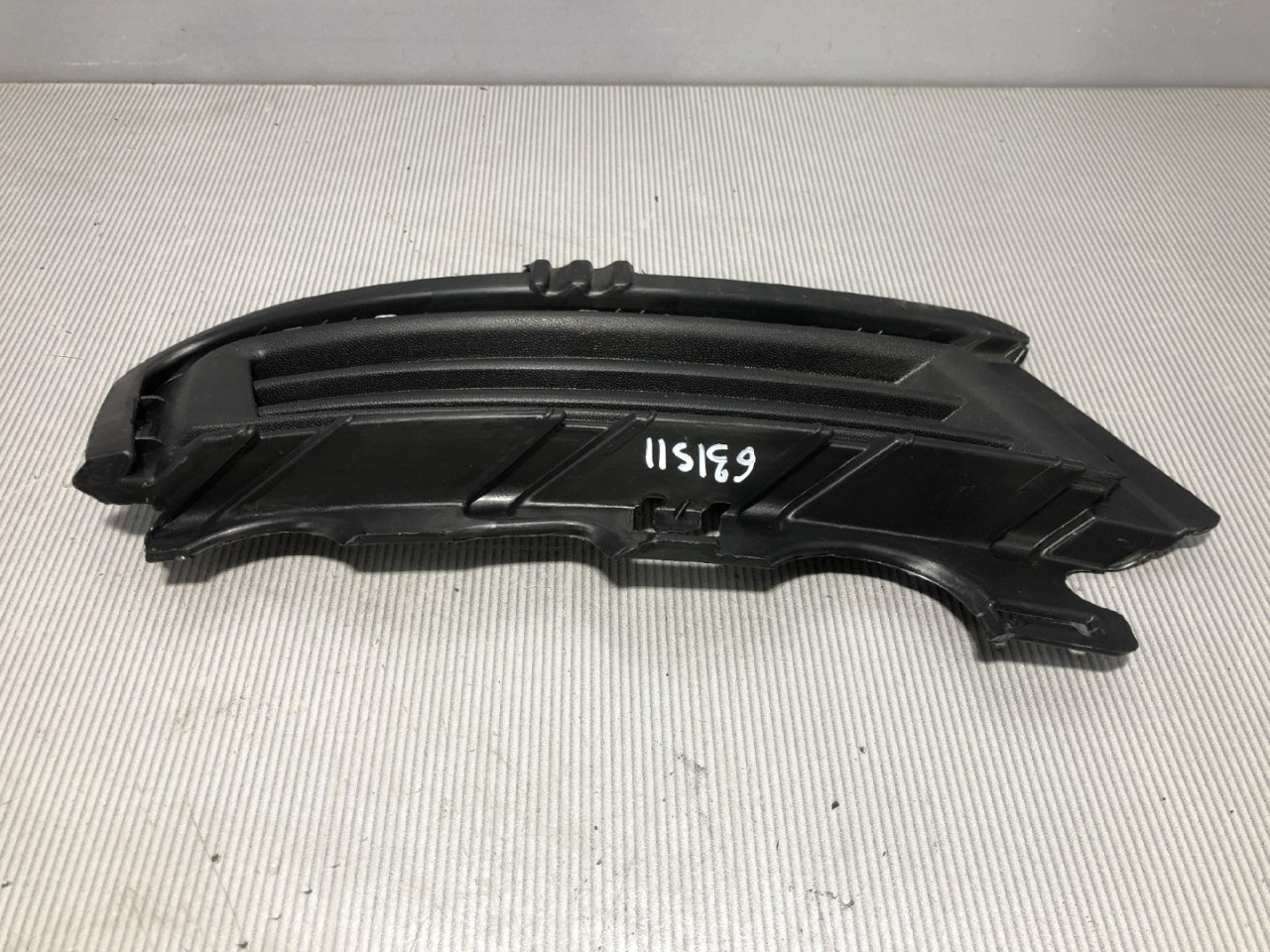 PLASTIKA BRANIKA VW GOLF 7 > 12-16 3200201109