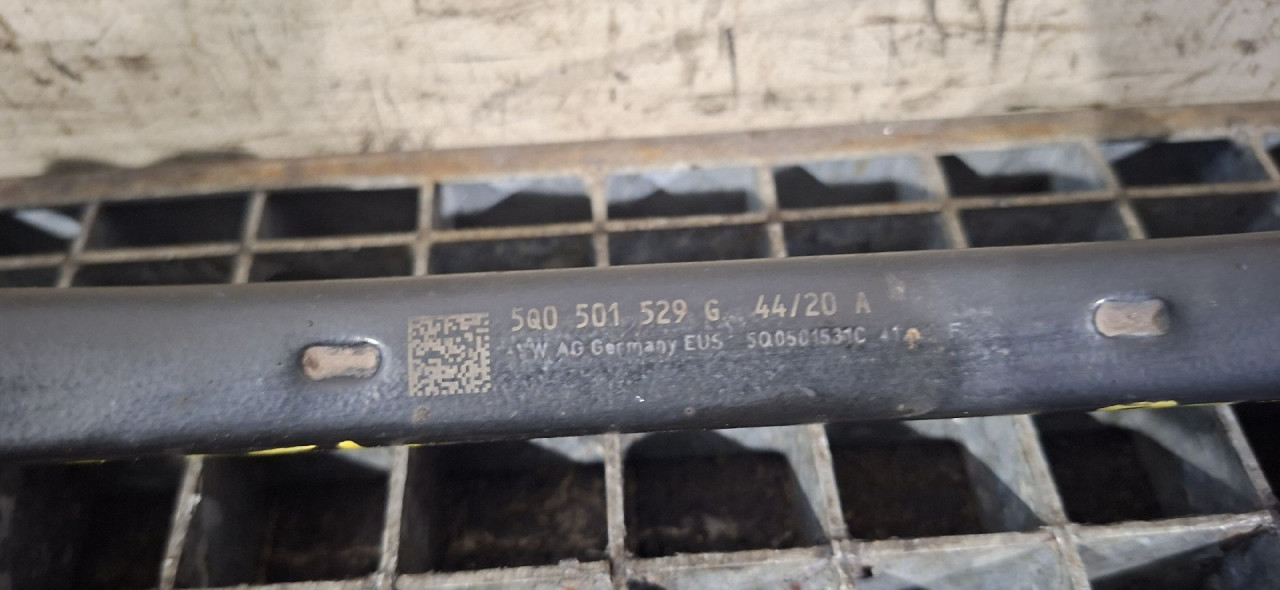 DIJELOVI RAME VW GOLF 8 > 19- 5Q0501529G