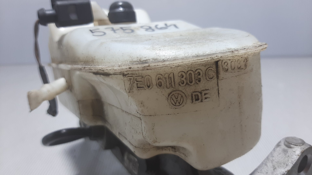 GLAVNI KOCIONI CILINDAR VW T5 > 09-15 7E0611303C