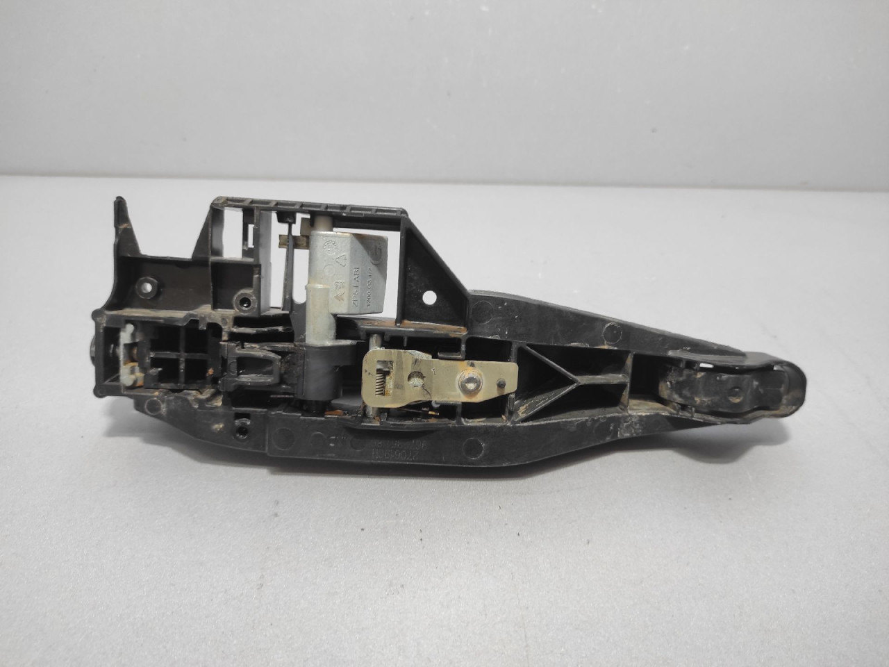 RUCKA VRATA PEUGEOT 2008 > 16-19 9672961180
