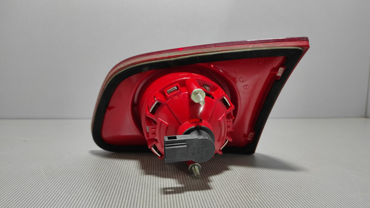 STOP SVJETLO VW PASSAT B6 > 05-10 3C9945093