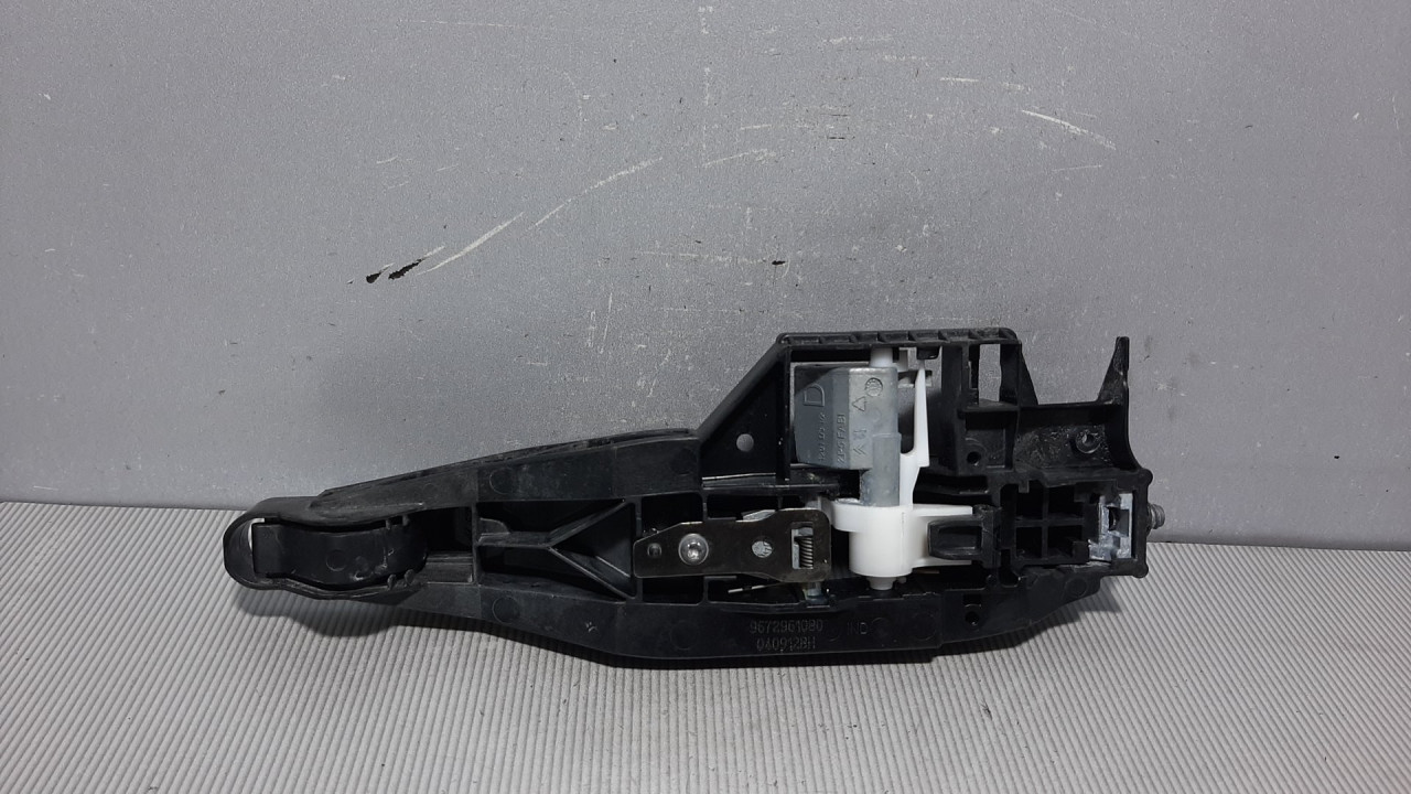 RUCKA VRATA PEUGEOT 308 > 11-13 9672961080