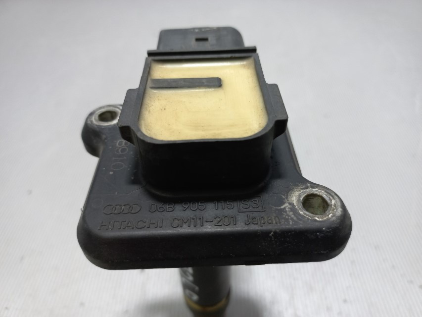DIJELOVI BOMBINA AUDI A6 > 97-01 06B905115