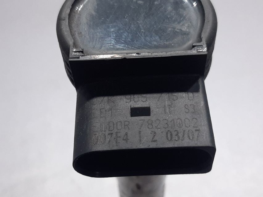 DIJELOVI BOMBINA AUDI A4 (B7) > 04-07 07K905715D