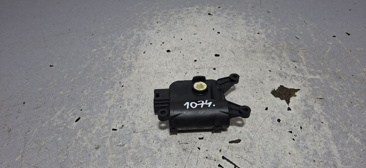 DIJELOVI MOTORIC KLAPNE VW GOLF 6 > 08-12 1K0907511J