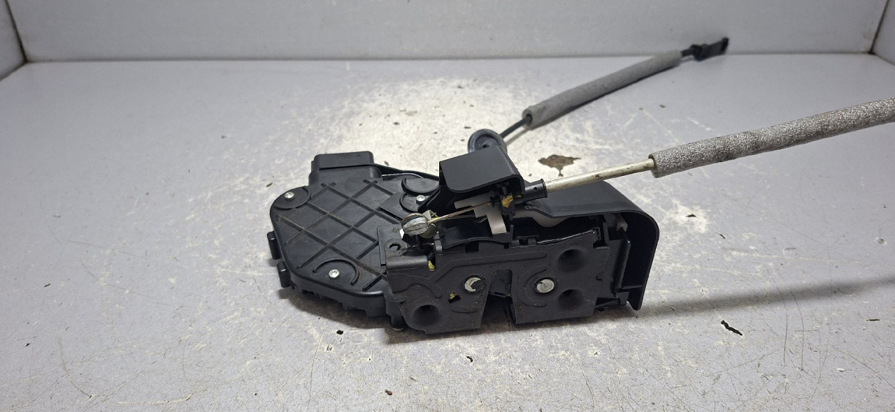 DIJELOVI BRAVA VRATA VOLVO XC60 > 08-13 2.4 30799326