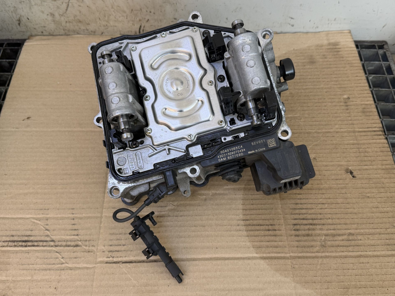DIJELOVI MEHATRONIKA VW TOURAN > 10-15 1.6 0AM927769D