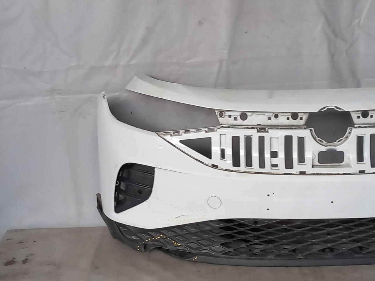 DIJELOVI BRANIK VW ID.4 > 20- 11A807217