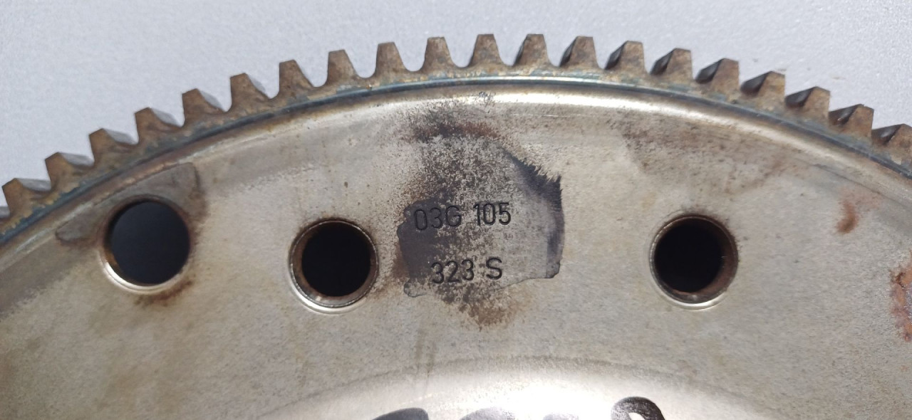 DIJELOVI ZAMAJAC AUDI A4 (B8) > 12-15 03G105323S