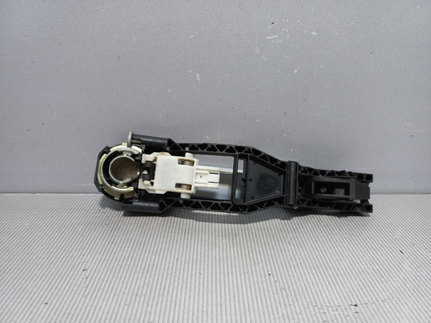 DIJELOVI RUCKA VRATA SEAT IBIZA > 06-08 6L0837886