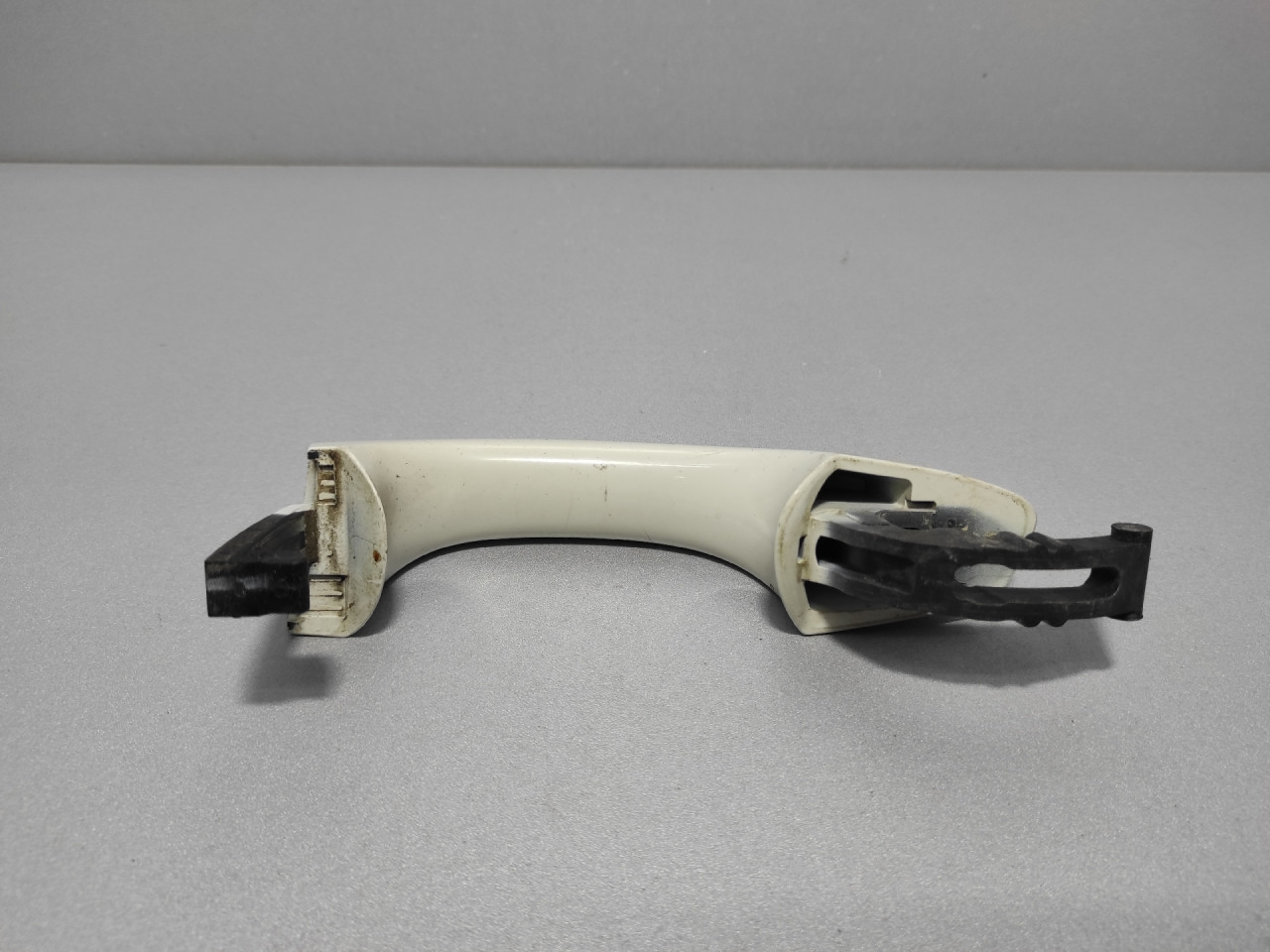 DIJELOVI RUCKA VRATA VW GOLF 7 > 12-16 5G0837206