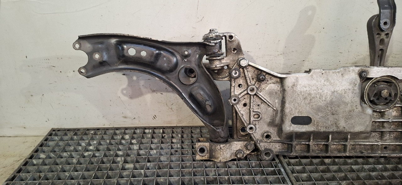 DIJELOVI LAFETA VW GOLF 6 > 08-12 1.6