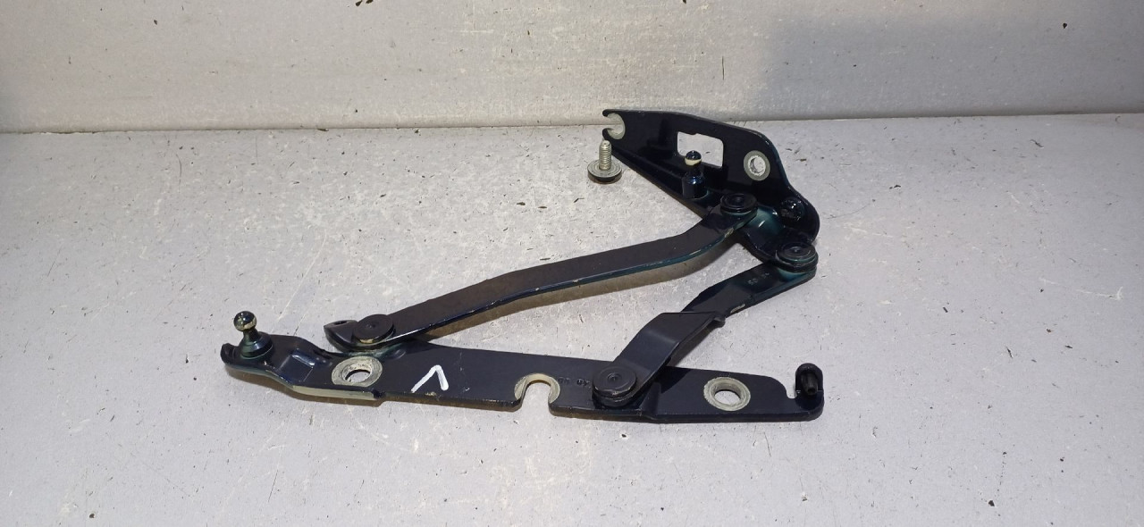 BAGLAMA GEPEKA AUDI A4 (B6) > 00-04 8E5827301C