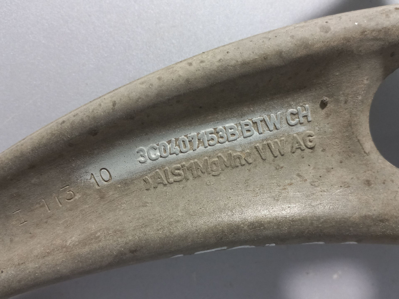 DIJELOVI LAFETA VW PASSAT B6 > 05-10 3C0407153B